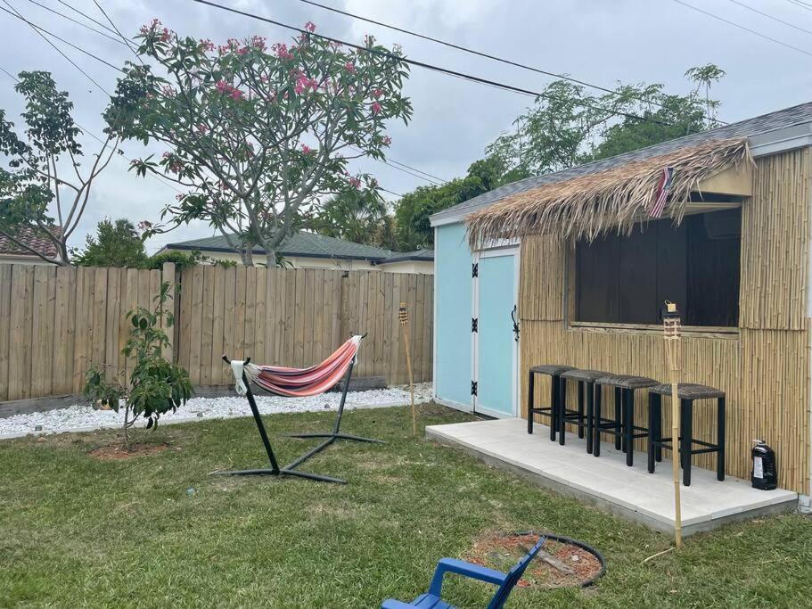 Hot Tub, Tiki Bar, Outdoor Shower, Near Intercoastal Waterway! West Palm Beach Exterior foto
